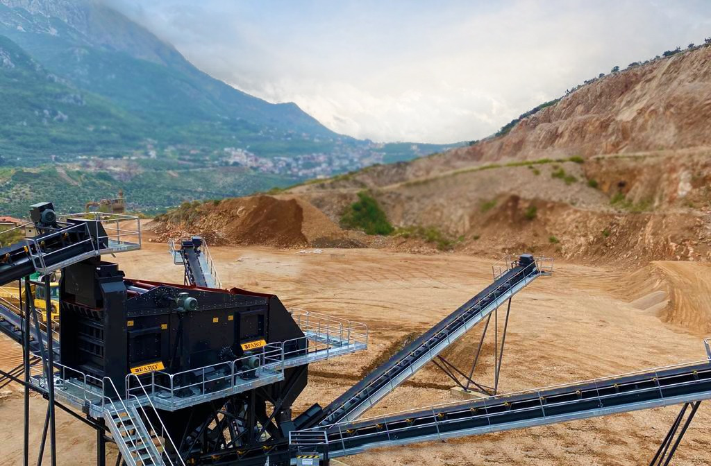 FABO Conveyor belt - Futószalag: 3 kép. FABO Conveyor belt - Futószalag: 3 kép.