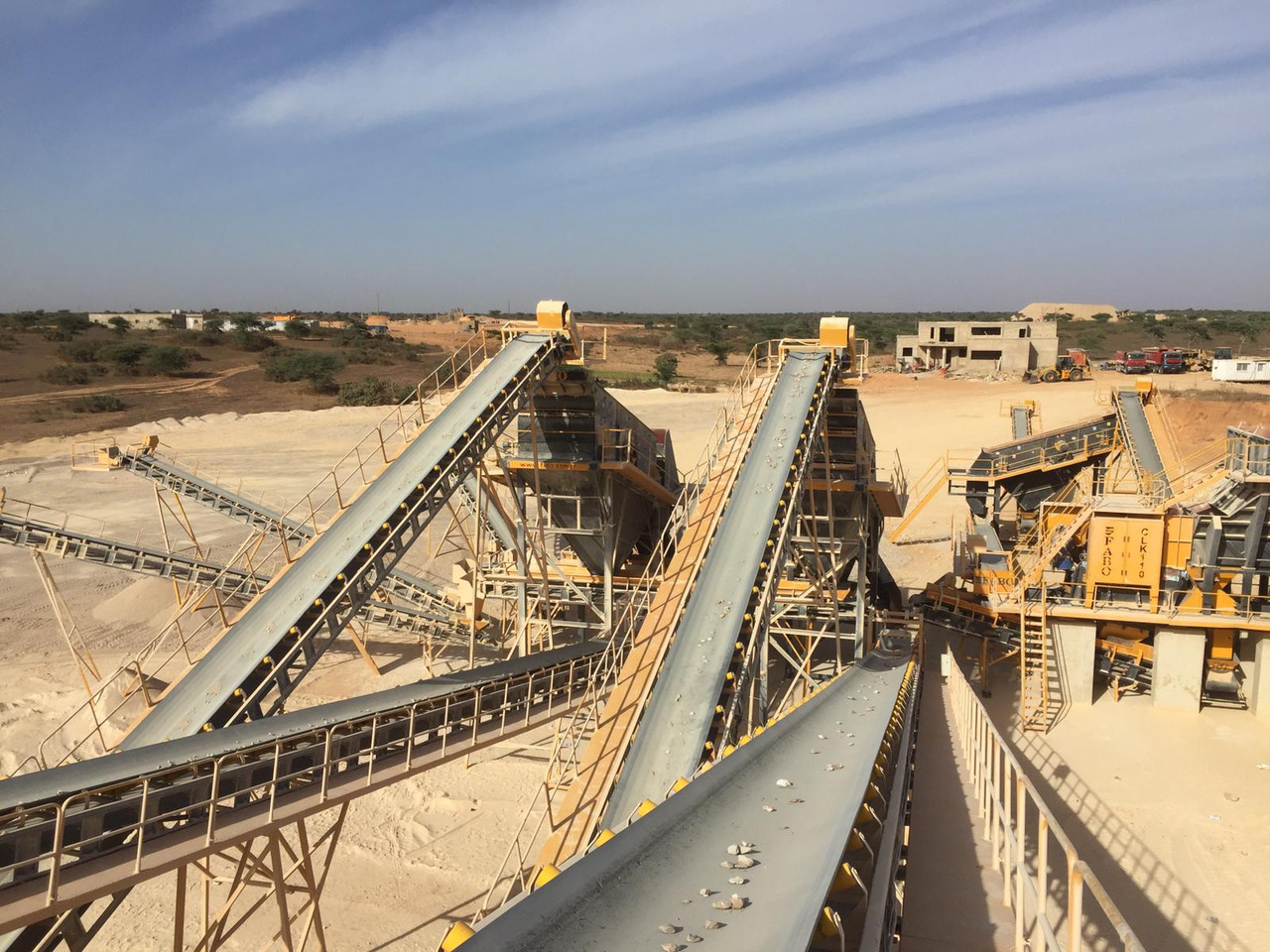 FABO Conveyor belt - Futószalag: 1 kép. FABO Conveyor belt - Futószalag: 1 kép.