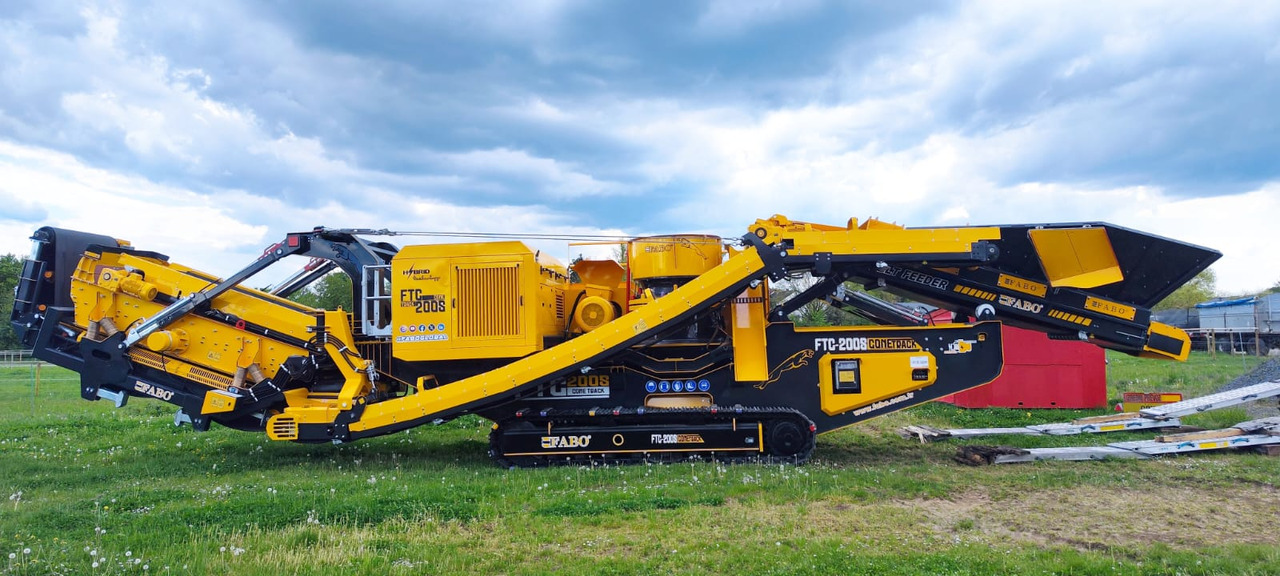 FABO Mobile crusher - Mobil törőgép: 1 kép. FABO Mobile crusher - Mobil törőgép: 1 kép.