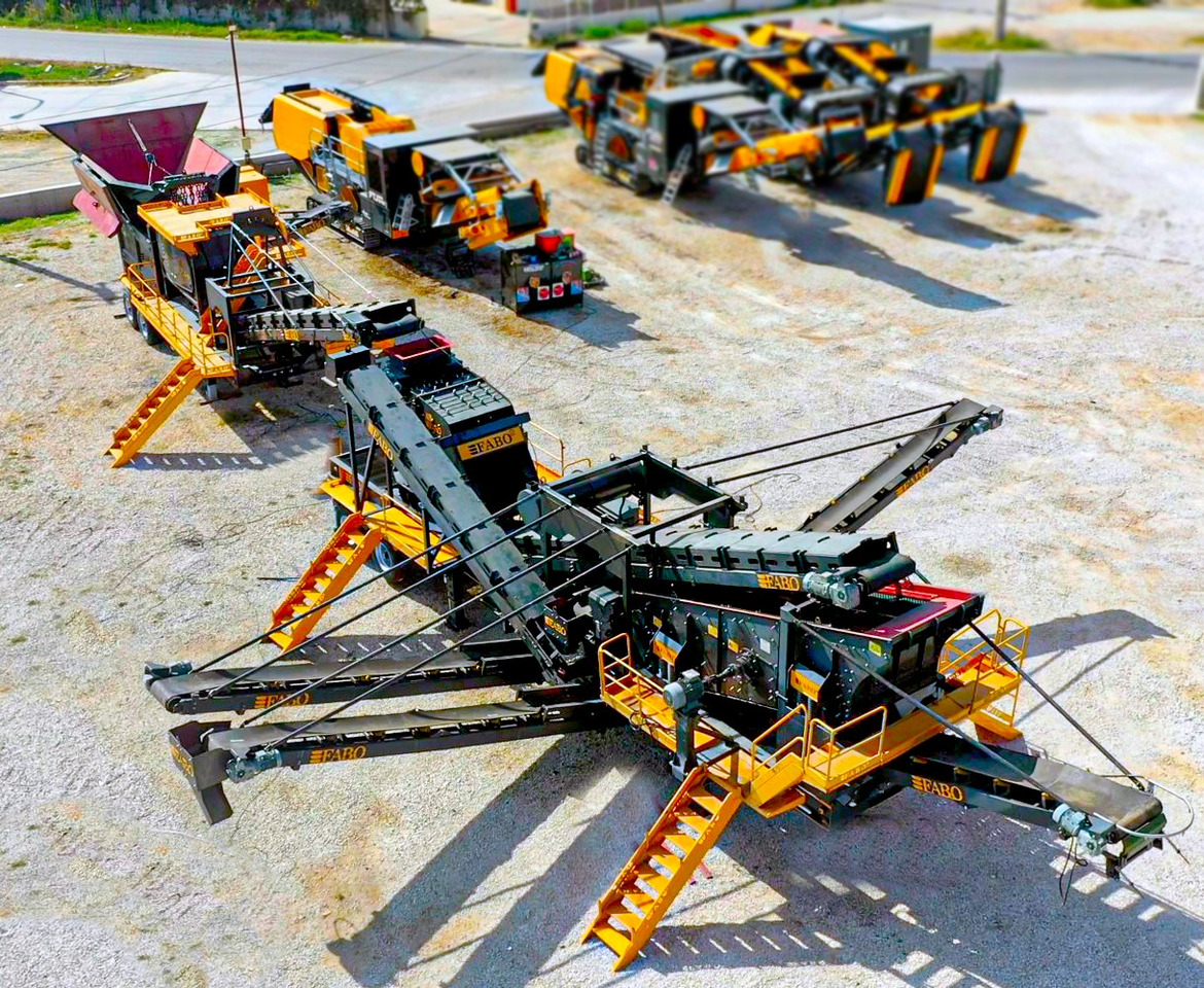 FABO Mobile crusher - Mobil törőgép: 2 kép. FABO Mobile crusher - Mobil törőgép: 2 kép.