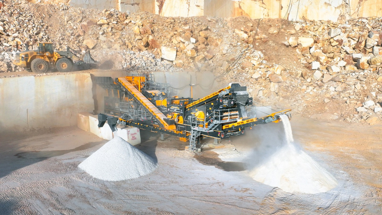 FABO Mobile crusher - Mobil törőgép: 3 kép. FABO Mobile crusher - Mobil törőgép: 3 kép.