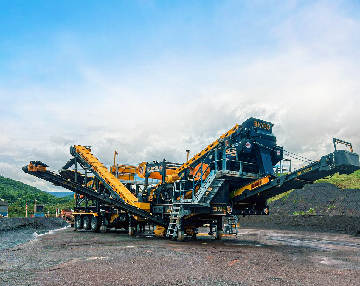 FABO Mobile crusher - Mobil törőgép: 5 kép. FABO Mobile crusher - Mobil törőgép: 5 kép.