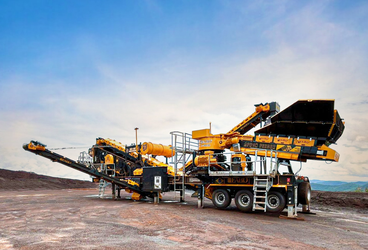 FABO Mobile crusher - Mobil törőgép: 2 kép. FABO Mobile crusher - Mobil törőgép: 2 kép.