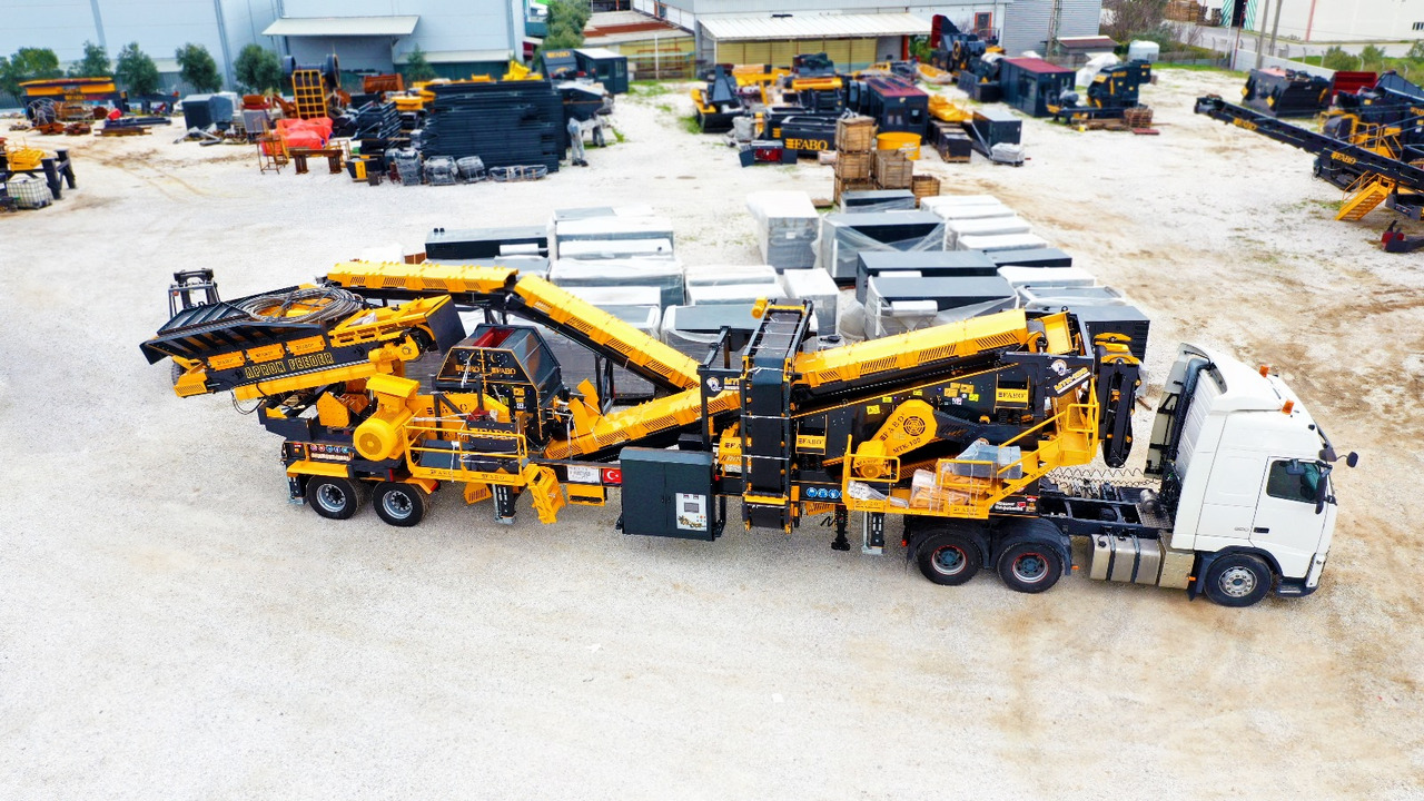 FABO Mobile crusher - Mobil törőgép: 2 kép. FABO Mobile crusher - Mobil törőgép: 2 kép.