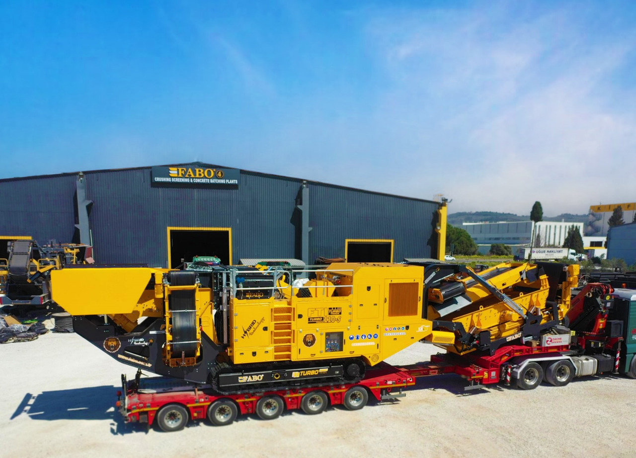 FABO Mobile crusher - Mobil törőgép: 2 kép. FABO Mobile crusher - Mobil törőgép: 2 kép.