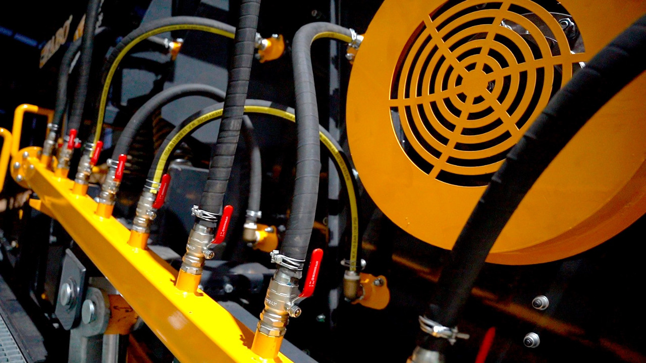 Új Mobil törőgép FABO Mobile crusher: 13 kép. Új Mobil törőgép FABO Mobile crusher: 13 kép.