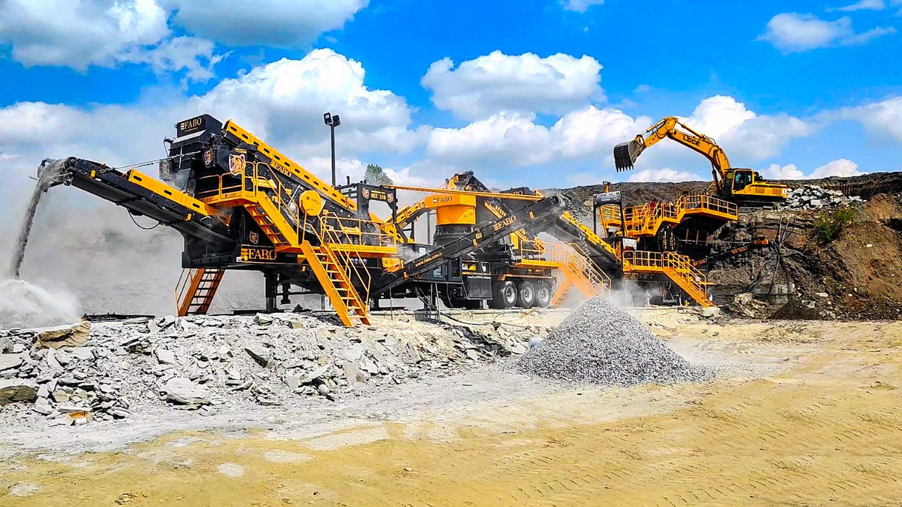 FABO Mobile crusher - Mobil törőgép: 2 kép. FABO Mobile crusher - Mobil törőgép: 2 kép.