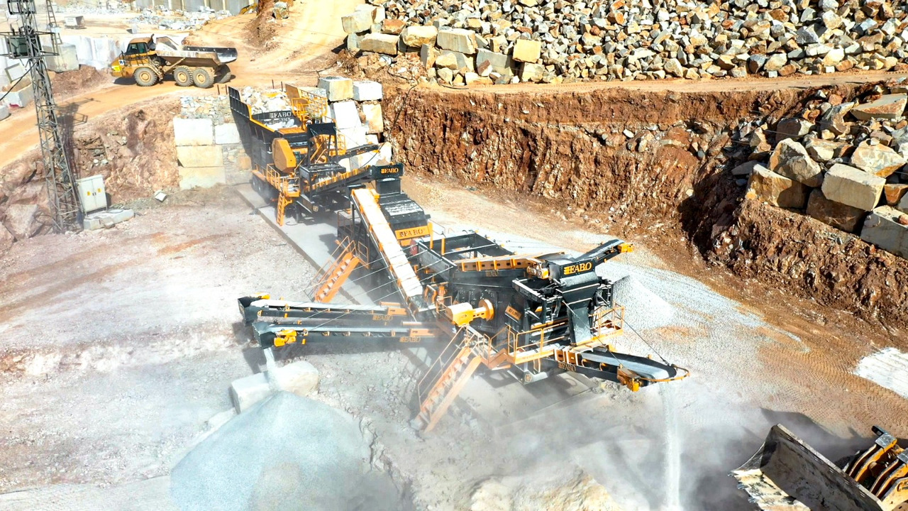 FABO Mobile crusher - Mobil törőgép: 4 kép. FABO Mobile crusher - Mobil törőgép: 4 kép.