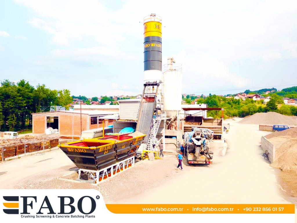 FABO compact concrete plant - Betonüzem: 2 kép. FABO compact concrete plant - Betonüzem: 2 kép.