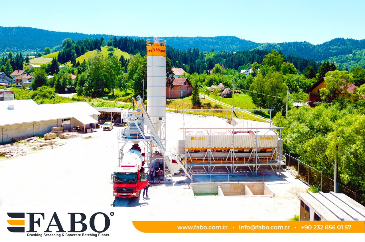 FABO compact concrete plant - Betonüzem: 2 kép. FABO compact concrete plant - Betonüzem: 2 kép.