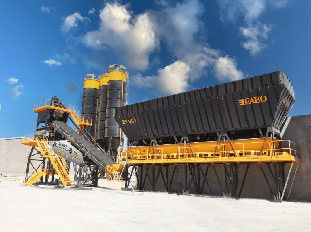 FABO compact concrete plant - Betonüzem: 1 kép. FABO compact concrete plant - Betonüzem: 1 kép.