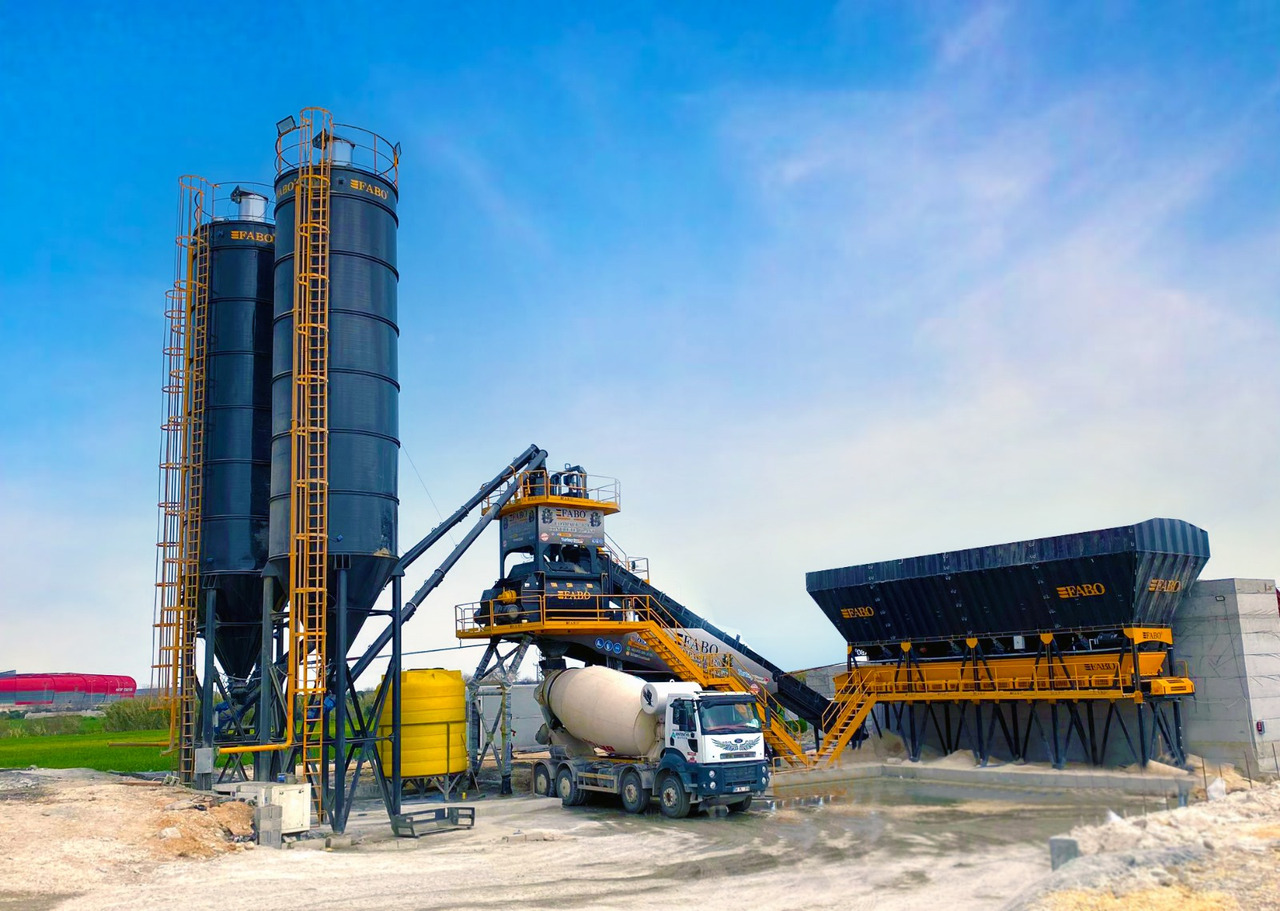 FABO compact concrete plant - Betonüzem: 2 kép. FABO compact concrete plant - Betonüzem: 2 kép.