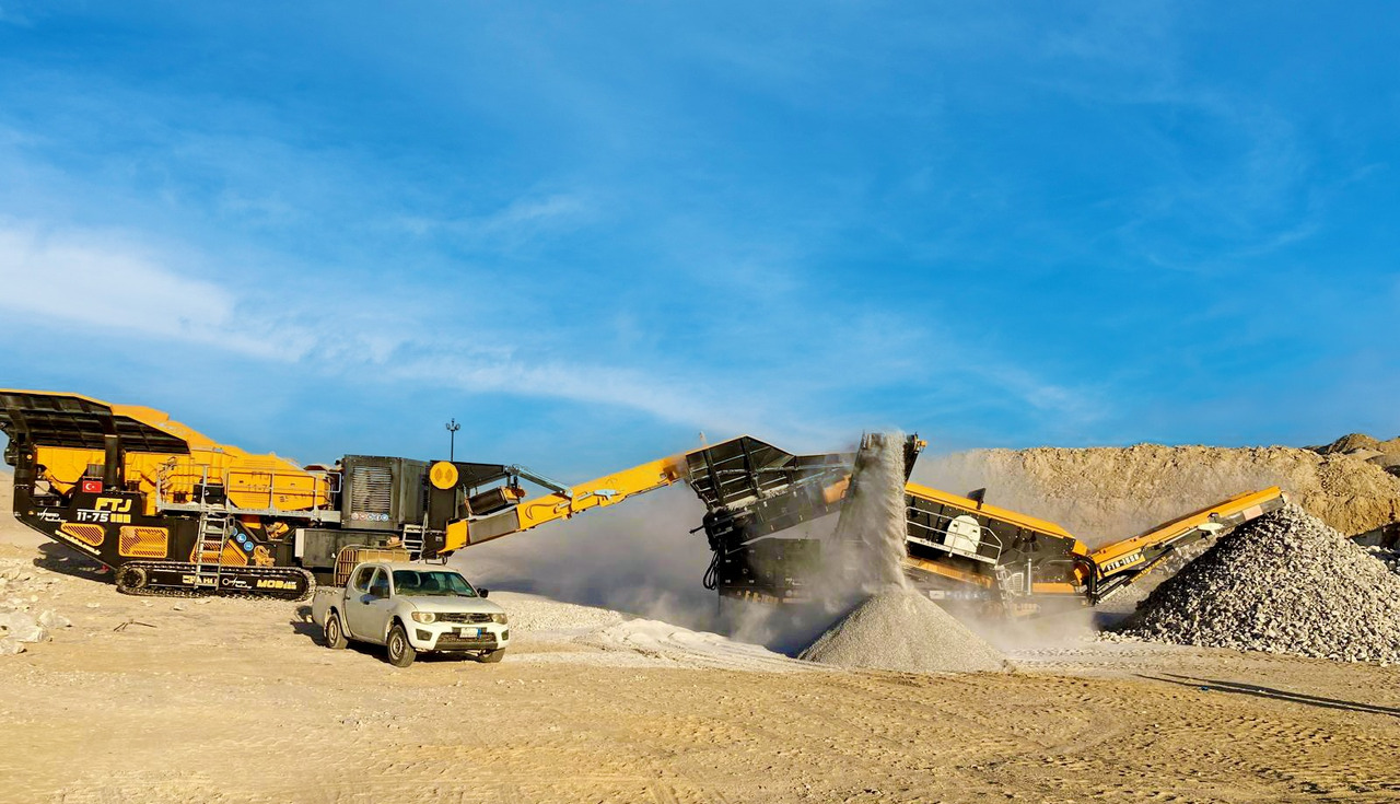 Új Osztályozó berendezés FABO crawler screen: 6 kép.