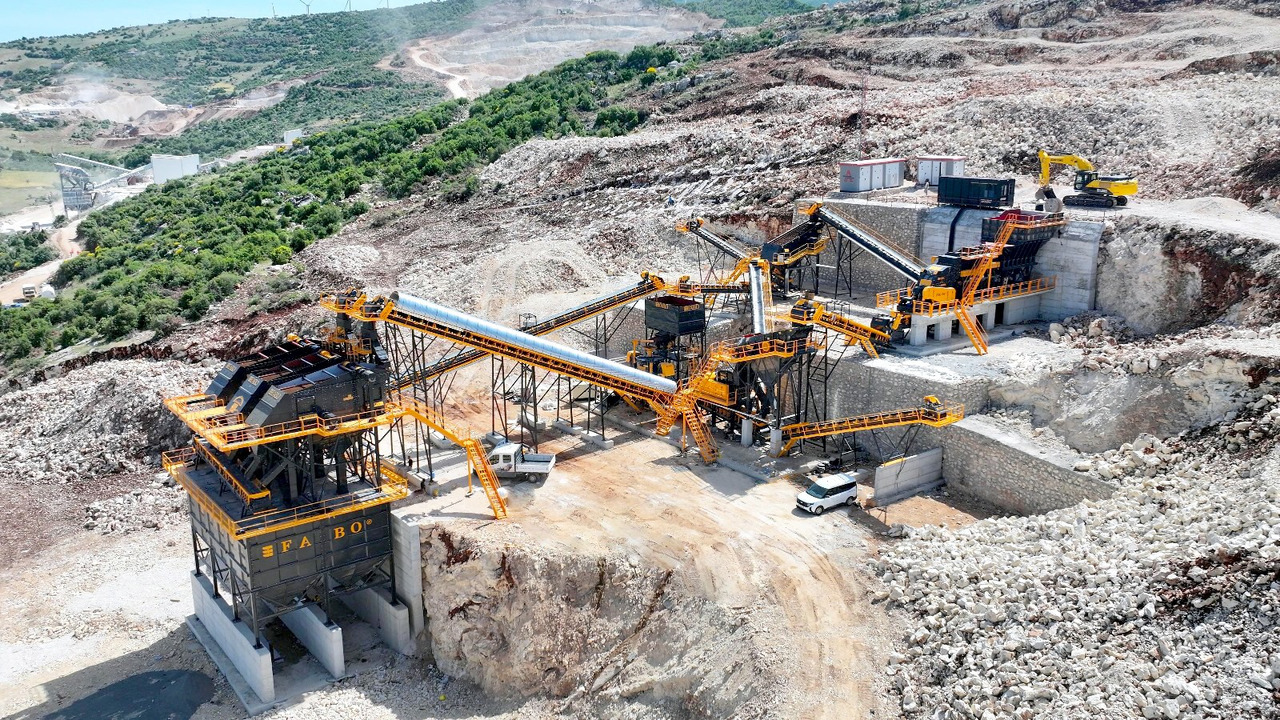 FABO crusher-stone crusher - Törőgép: 1 kép. FABO crusher-stone crusher - Törőgép: 1 kép.