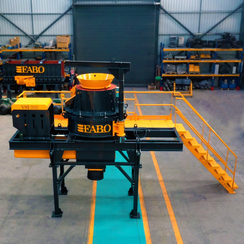 FABO impact crusher - Röpítő törő: 1 kép. FABO impact crusher - Röpítő törő: 1 kép.