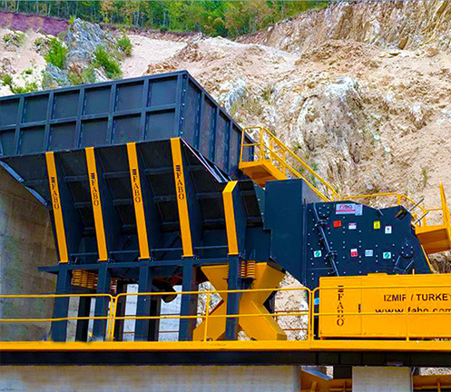 FABO impact crusher - Röpítő törő: 1 kép. FABO impact crusher - Röpítő törő: 1 kép.