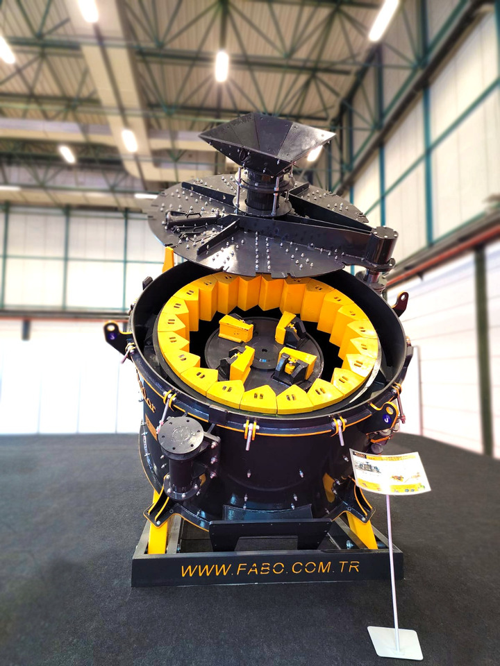 FABO impact crusher - Röpítő törő: 3 kép. FABO impact crusher - Röpítő törő: 3 kép.