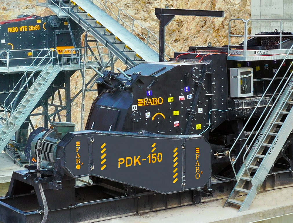 FABO impact crusher - Röpítő törő: 2 kép. FABO impact crusher - Röpítő törő: 2 kép.