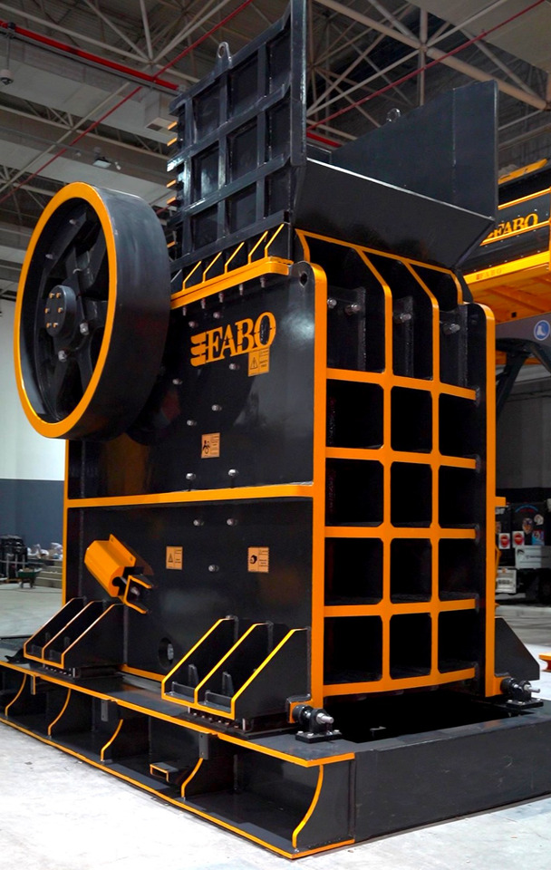 FABO jaw crusher - Pofás törő: 3 kép. FABO jaw crusher - Pofás törő: 3 kép.