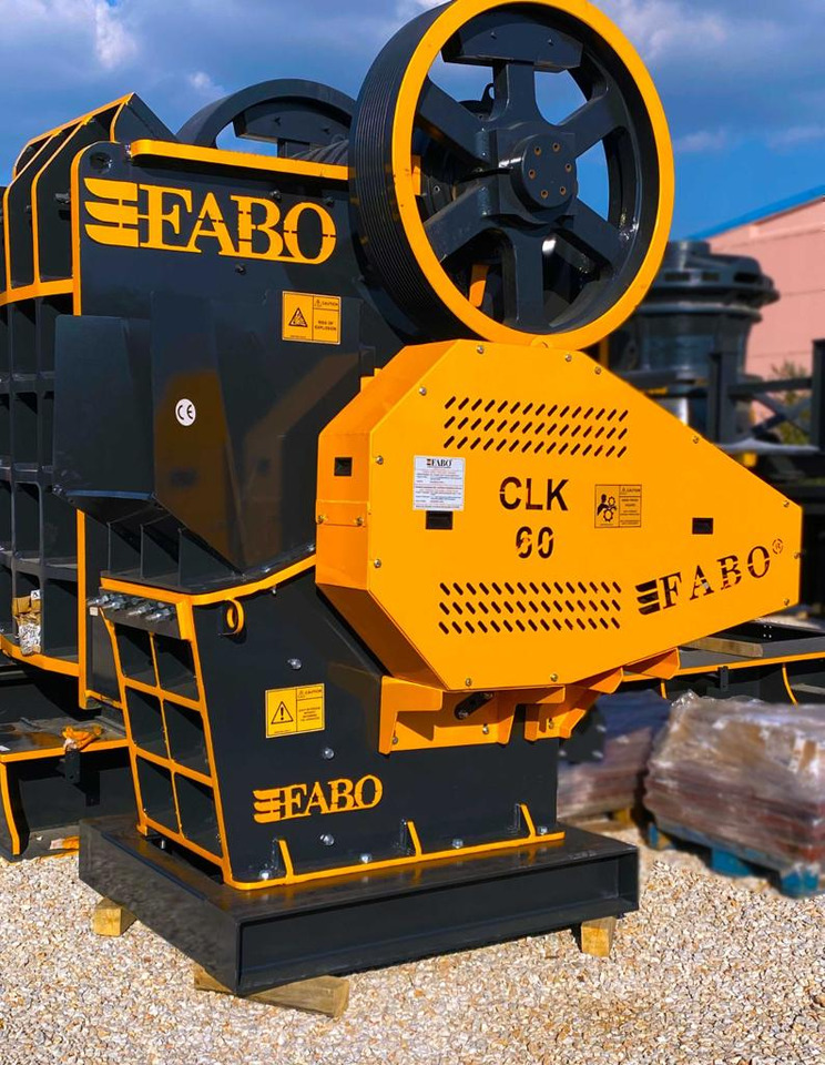 FABO jaw crusher - Pofás törő: 3 kép. FABO jaw crusher - Pofás törő: 3 kép.