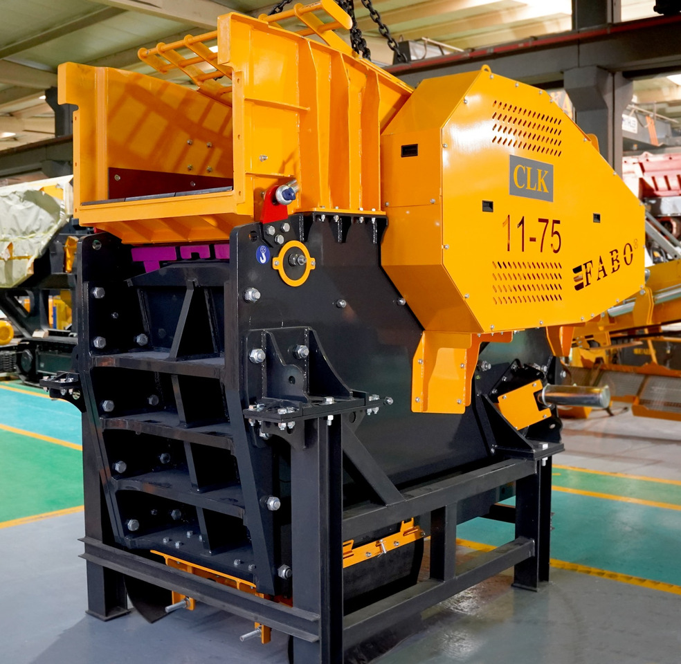 FABO jaw crusher - Pofás törő: 3 kép. FABO jaw crusher - Pofás törő: 3 kép.