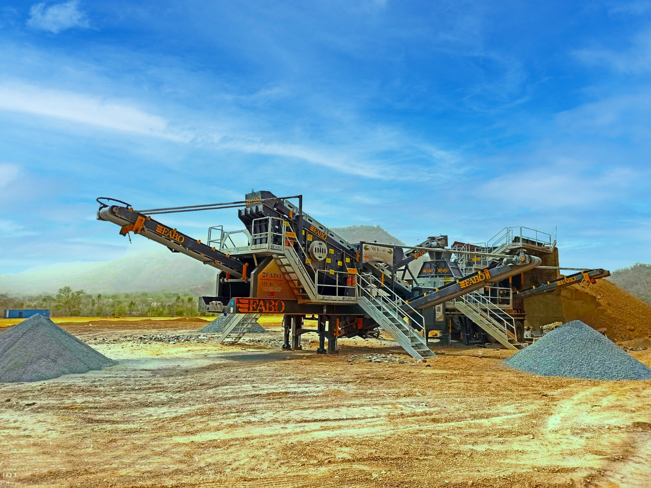 FABO mining machinery - crushing plant - Bányászati gépek: 3 kép. FABO mining machinery - crushing plant - Bányászati gépek: 3 kép.