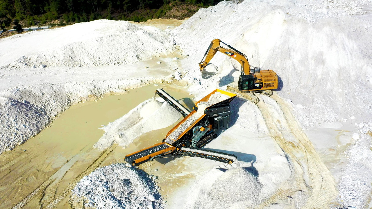 FABO mining machinery - crushing plant - Bányászati gépek: 4 kép. FABO mining machinery - crushing plant - Bányászati gépek: 4 kép.