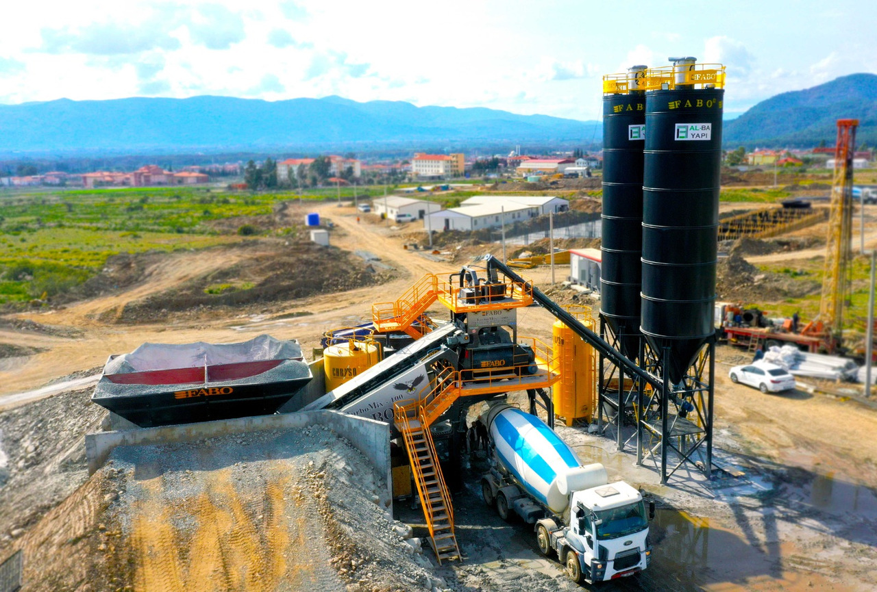 FABO mobile concrete batching plant - Betonüzem: 3 kép. FABO mobile concrete batching plant - Betonüzem: 3 kép.