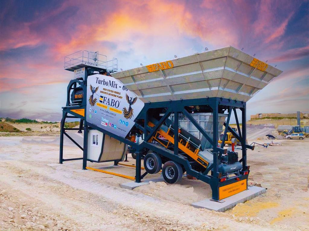 FABO mobile concrete batching plant - Betonüzem: 4 kép. FABO mobile concrete batching plant - Betonüzem: 4 kép.