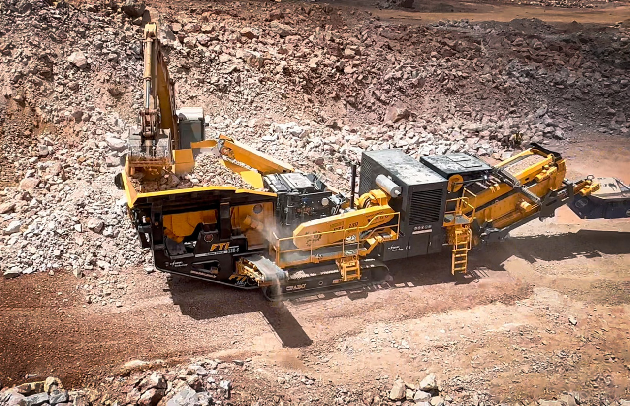 FABO mobile impact crusher - Röpítő törő: 3 kép. FABO mobile impact crusher - Röpítő törő: 3 kép.