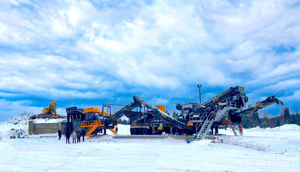 Új Pofás törő FABO mobile jaw crusher: 8 kép. Új Pofás törő FABO mobile jaw crusher: 8 kép.