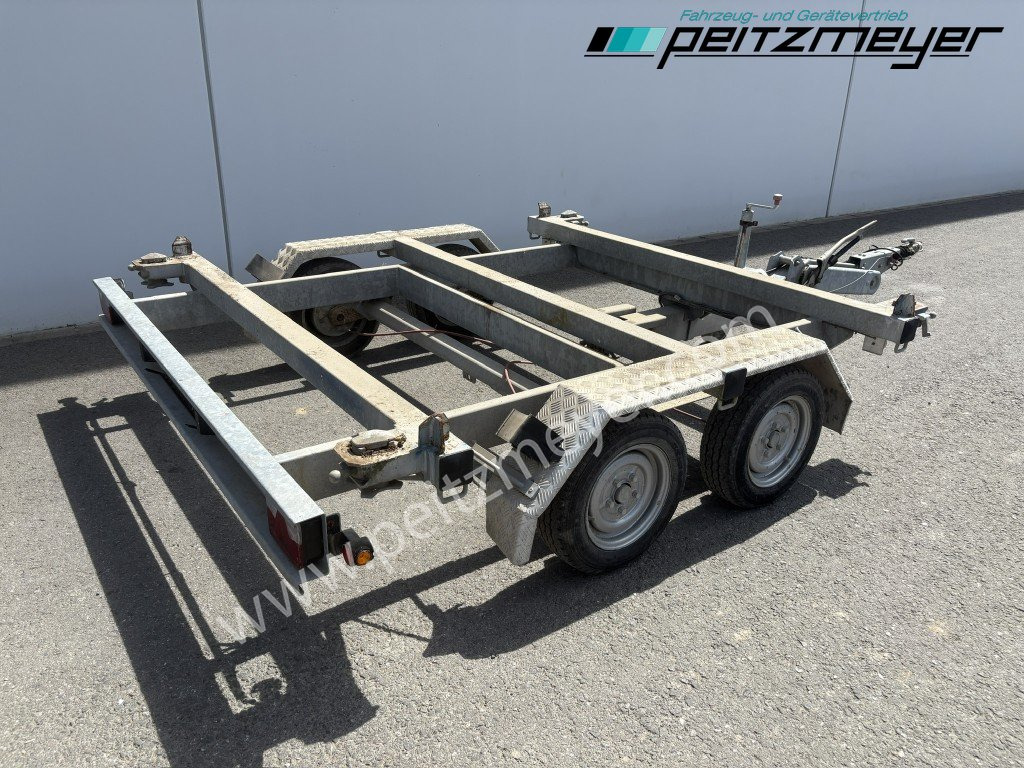 ATB Bültmann TANDEMANHÄNGER Wechselpritsche - Platós pótkocsi: 2 kép. ATB Bültmann TANDEMANHÄNGER Wechselpritsche - Platós pótkocsi: 2 kép.