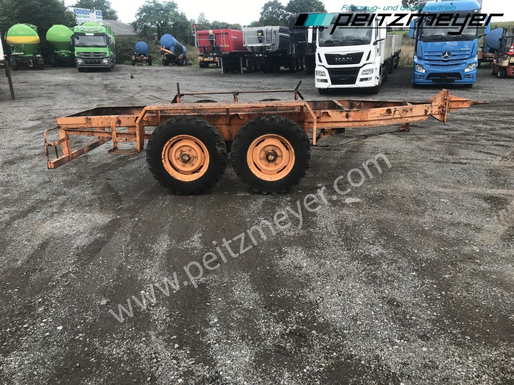 Pótkocsi alváz BATHE TANDEMANHÄNGER Fahrgestell für Unimog: 7 kép.