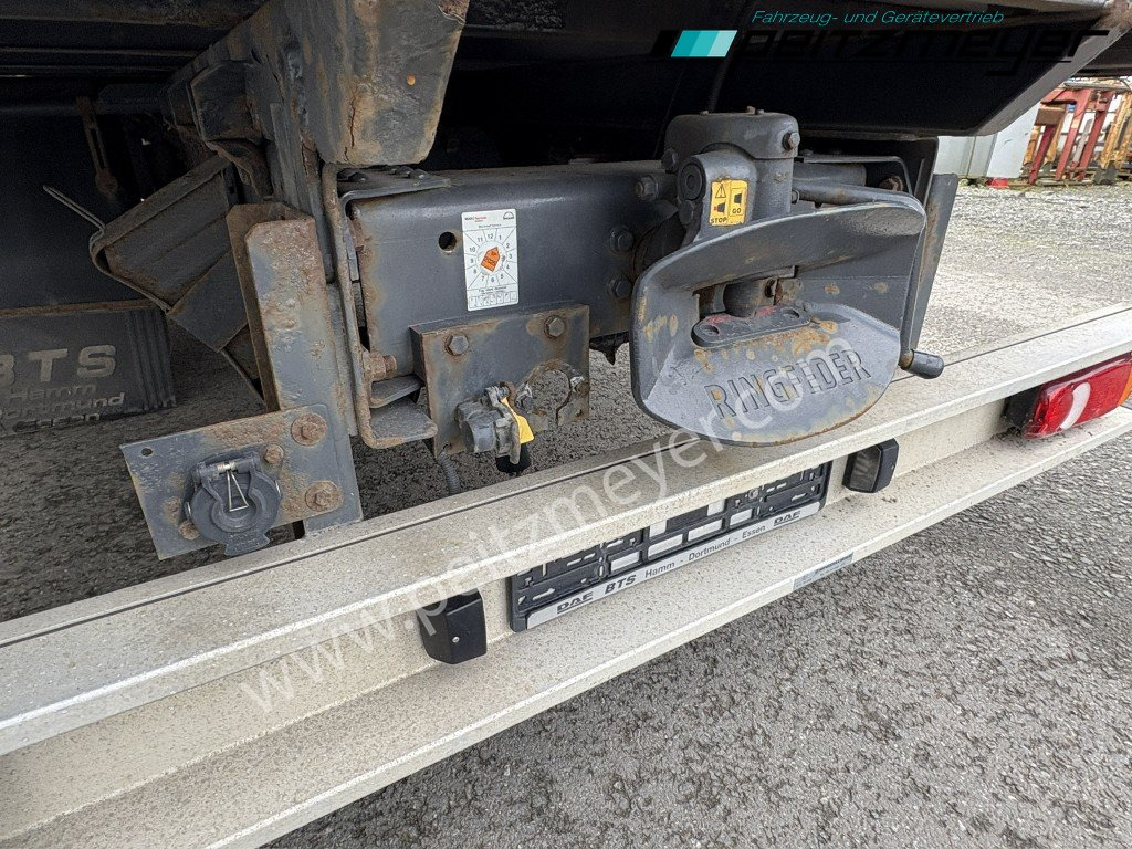 Dobozos felépítményű teherautó DAF AE 55 LF 14 G 250 BL Koffer: 16 kép.