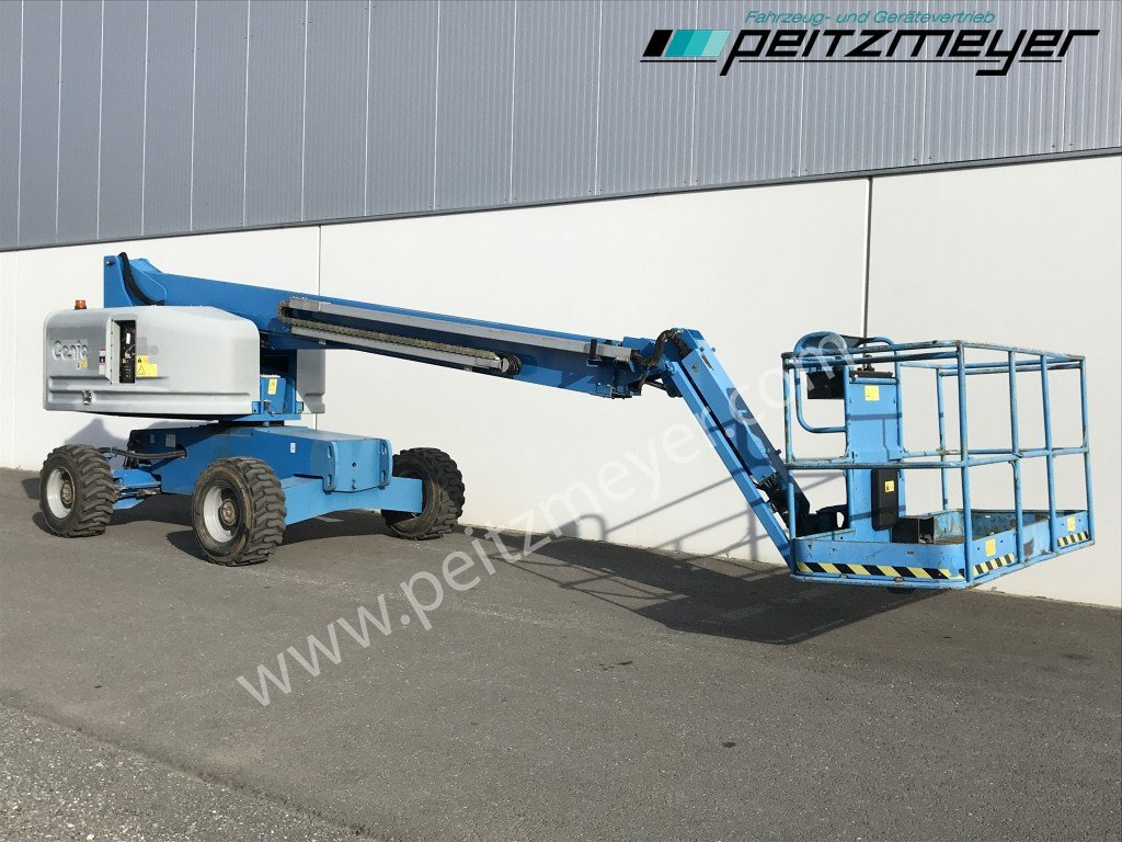 Genie Teleskop Arbeitsbühne S-45 Arbeitshöhe 15,7 m / 2 Personen - Teleszkópos emelő: 2 kép. Genie Teleskop Arbeitsbühne S-45 Arbeitshöhe 15,7 m / 2 Personen - Teleszkópos emelő: 2 kép.
