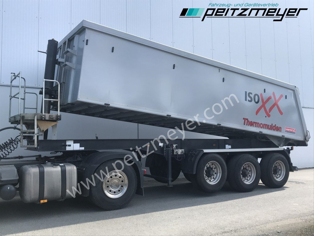 LANGENDORF 3 Achs Thermo - Kippauflieger SKA 24/30 Thermo, Alufelgen, - Félpótkocsi billenőplatós: 3 kép. LANGENDORF 3 Achs Thermo - Kippauflieger SKA 24/30 Thermo, Alufelgen, - Félpótkocsi billenőplatós: 3 kép.