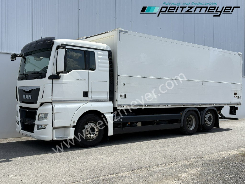 MAN TGX 26.440 FLL Getränke Ewers Schwenkwand - Italszállító teherautó: 1 kép. MAN TGX 26.440 FLL Getränke Ewers Schwenkwand - Italszállító teherautó: 1 kép.