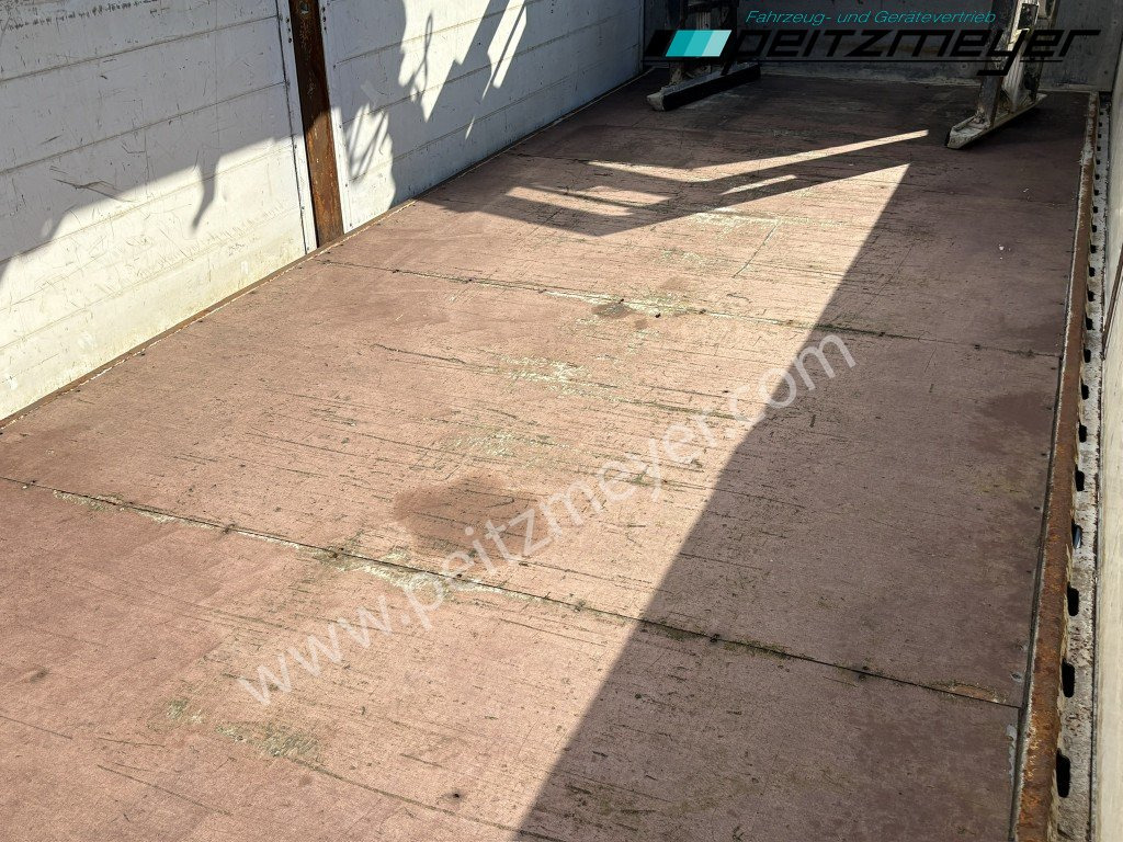 Platós teherautó, Darus autó MERCEDES-BENZ Actros 2536 LL Pritsche HMF Heckkran m. Zange Baustoff: 23 kép. Platós teherautó, Darus autó MERCEDES-BENZ Actros 2536 LL Pritsche HMF Heckkran m. Zange Baustoff: 23 kép.