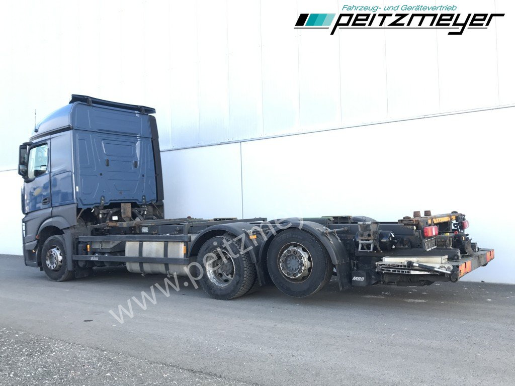 MERCEDES-BENZ Actros 2542 LL BDF Getriebe+Retarder+AGR NEU Retarder + Getriebe neu - Cserefelépítményes teherautó: 3 kép. MERCEDES-BENZ Actros 2542 LL BDF Getriebe+Retarder+AGR NEU Retarder + Getriebe neu - Cserefelépítményes teherautó: 3 kép.