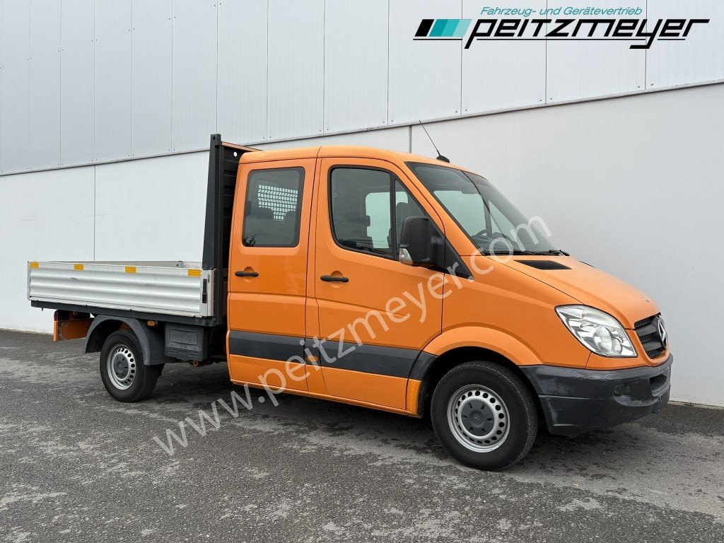MERCEDES-BENZ Sprinter 209 CDI Doka Pritsche - Platós kisteherautó, Duplakabinos kisteherautó: 2 kép. MERCEDES-BENZ Sprinter 209 CDI Doka Pritsche - Platós kisteherautó, Duplakabinos kisteherautó: 2 kép.
