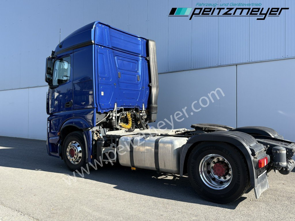 MERCEDES-BENZ Actros 1842 LS Hydraulik - Nyergesvontató: 4 kép. MERCEDES-BENZ Actros 1842 LS Hydraulik - Nyergesvontató: 4 kép.