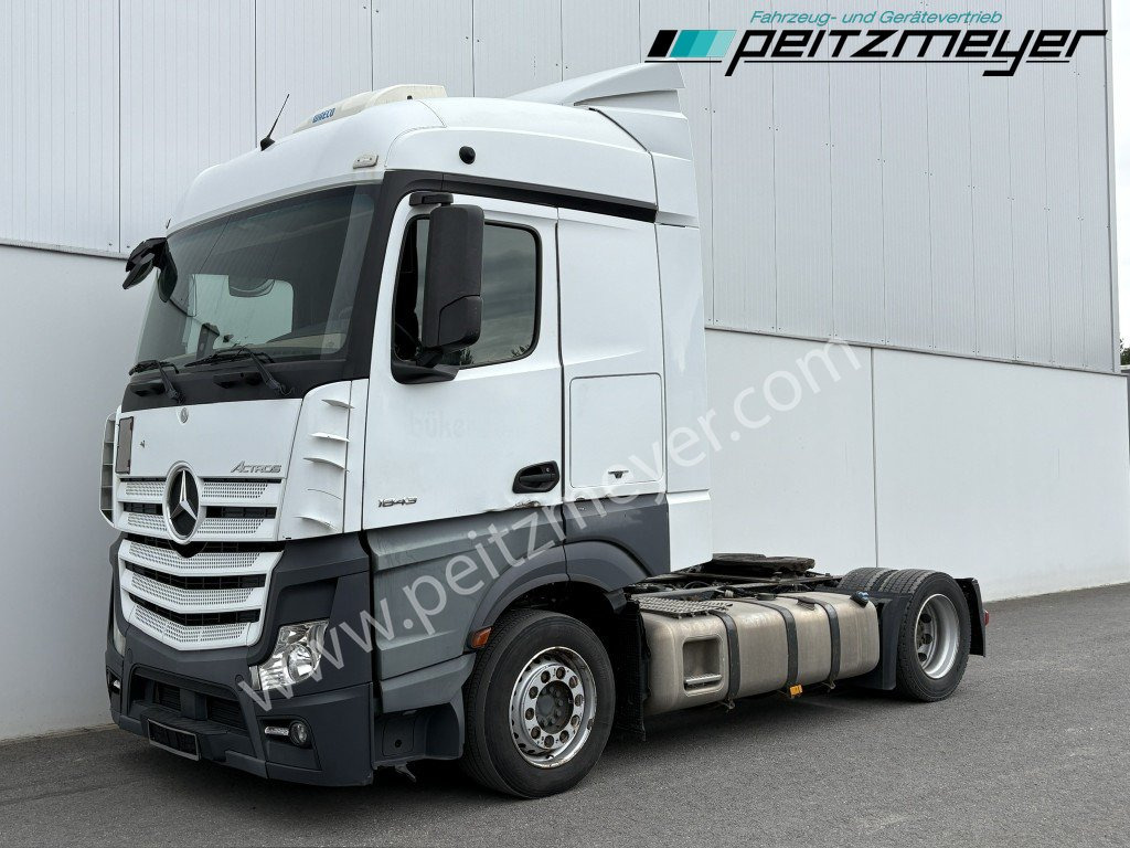 MERCEDES-BENZ Actros 1843 LSNRL Lowliner - Nyergesvontató: 1 kép. MERCEDES-BENZ Actros 1843 LSNRL Lowliner - Nyergesvontató: 1 kép.