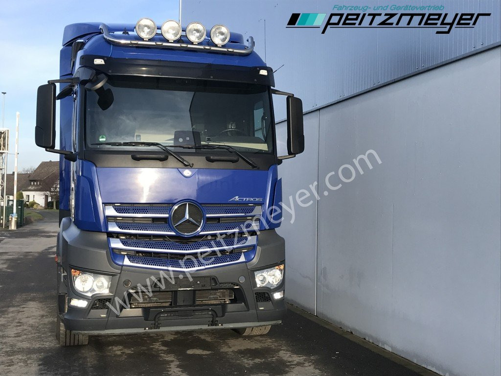 MERCEDES-BENZ Actros 1848 LS, Retarder, Schubbodenhydr. - Nyergesvontató: 5 kép. MERCEDES-BENZ Actros 1848 LS, Retarder, Schubbodenhydr. - Nyergesvontató: 5 kép.