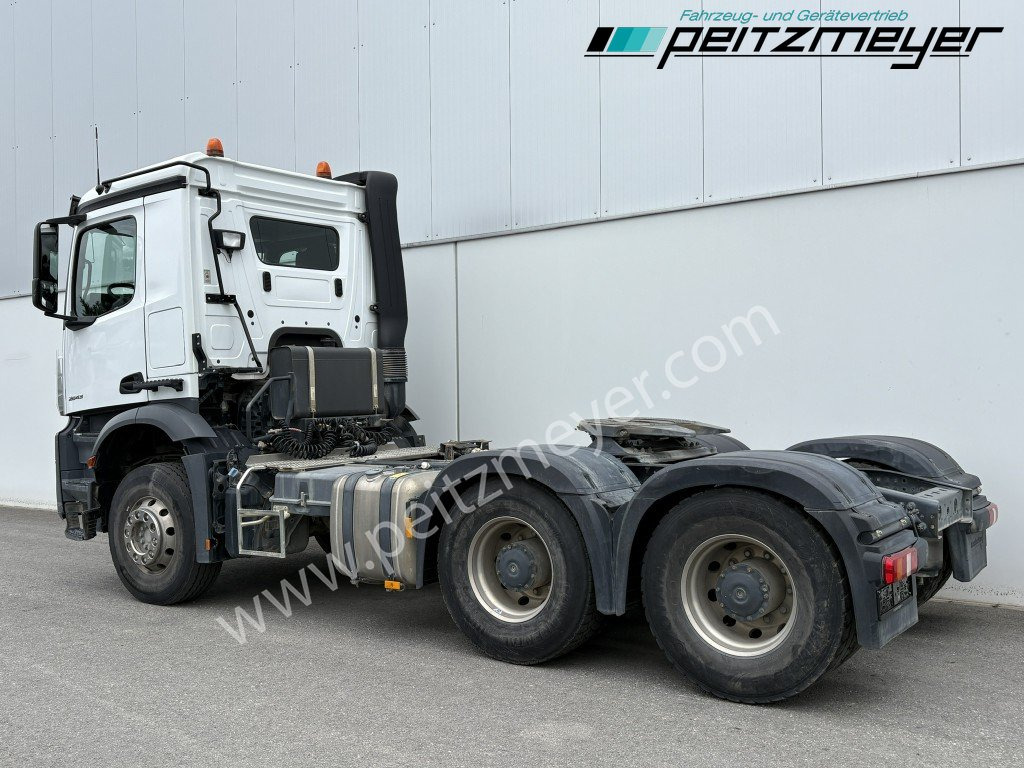 MERCEDES-BENZ Arocs 2643 LS 6x4, Kipphydraulik Klima, Euro 6, - Nyergesvontató: 4 kép. MERCEDES-BENZ Arocs 2643 LS 6x4, Kipphydraulik Klima, Euro 6, - Nyergesvontató: 4 kép.