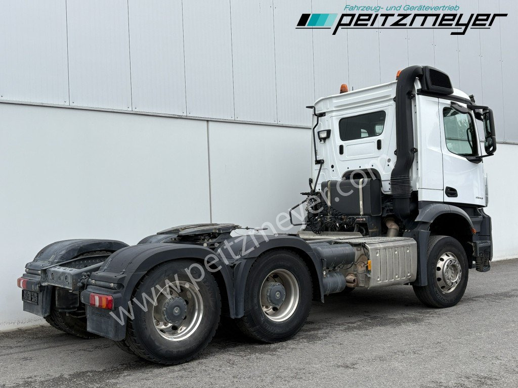 MERCEDES-BENZ Arocs 2643 LS 6x4, Kipphydraulik Klima, Euro 6, - Nyergesvontató: 4 kép. MERCEDES-BENZ Arocs 2643 LS 6x4, Kipphydraulik Klima, Euro 6, - Nyergesvontató: 4 kép.