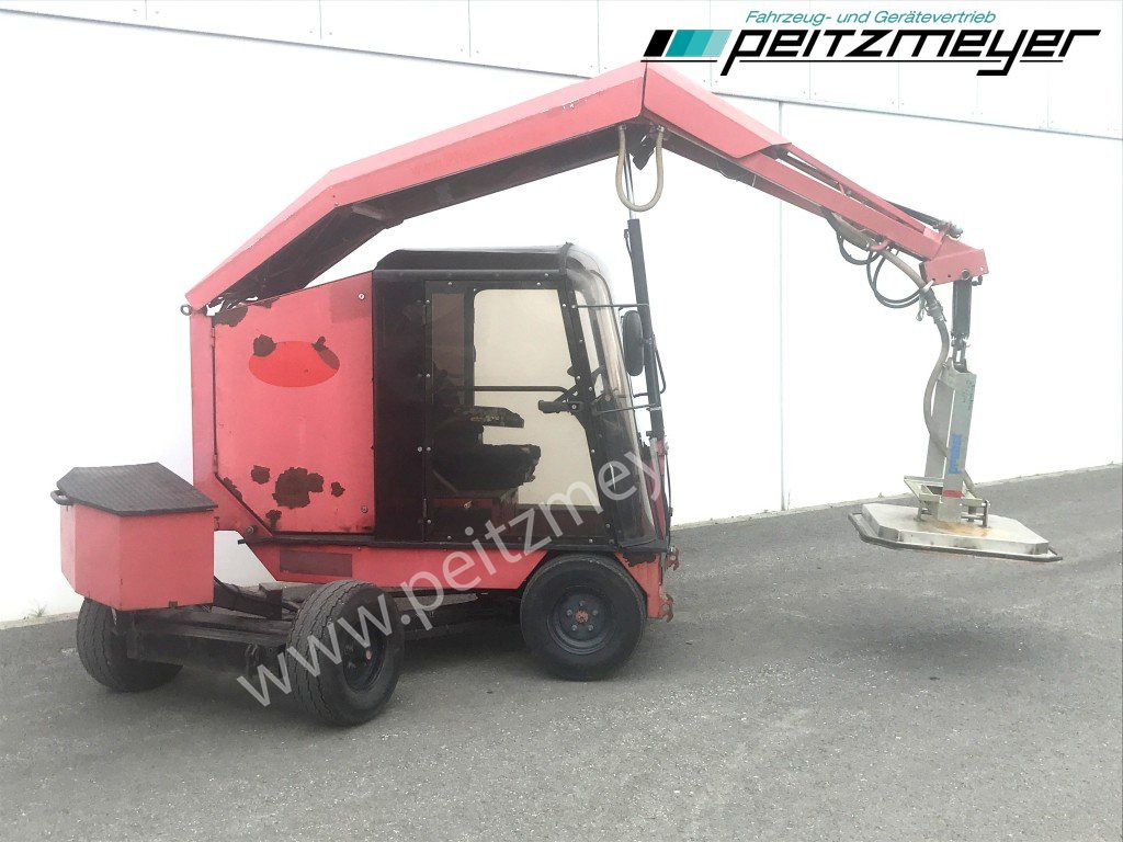 Optimas Pflasterverlegemaschine H77, Modell 1999, Vakuumpumpe - Aszfaltozó gép: 2 kép. Optimas Pflasterverlegemaschine H77, Modell 1999, Vakuumpumpe - Aszfaltozó gép: 2 kép.