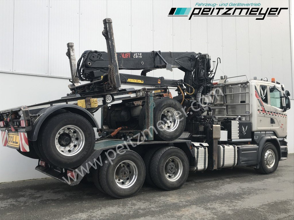 Scania R 580 - 6x4 Langholz V 8 Loglift 251 S ohne Nachläufer ( LFD.Nr.: 24171 ) - Rönkszállító teherautó: 4 kép. Scania R 580 - 6x4 Langholz V 8 Loglift 251 S ohne Nachläufer ( LFD.Nr.: 24171 ) - Rönkszállító teherautó: 4 kép.