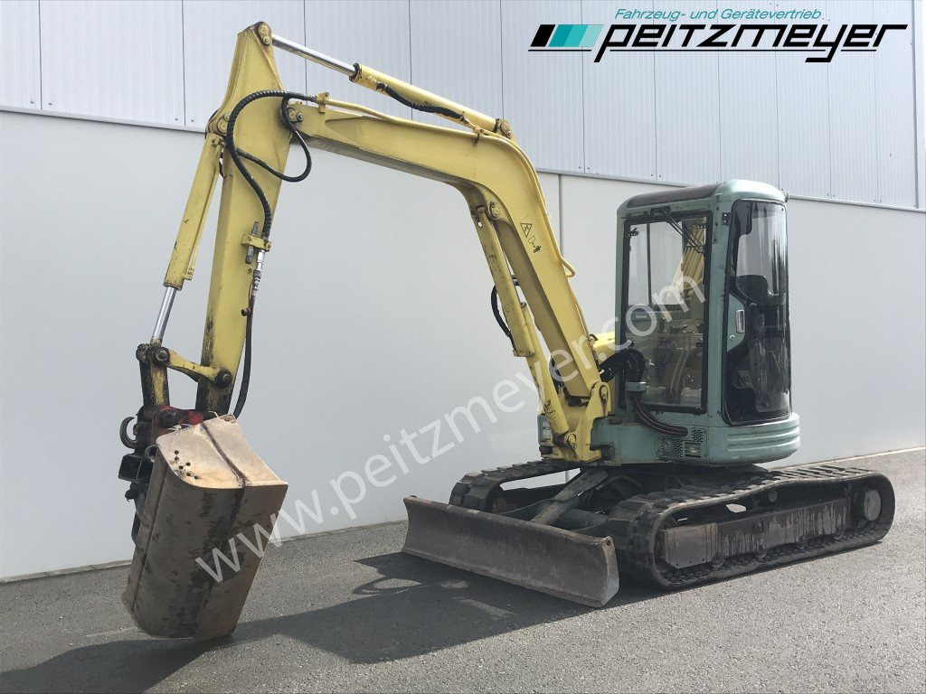 YANMAR MINIBAGGER VIO 50 V hydr. Schwenklöffel - Minikotró: 1 kép. YANMAR MINIBAGGER VIO 50 V hydr. Schwenklöffel - Minikotró: 1 kép.