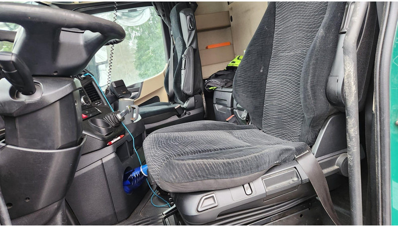 Mercedes-Benz Actros MEGA - Nyergesvontató: 5 kép. Mercedes-Benz Actros MEGA - Nyergesvontató: 5 kép.