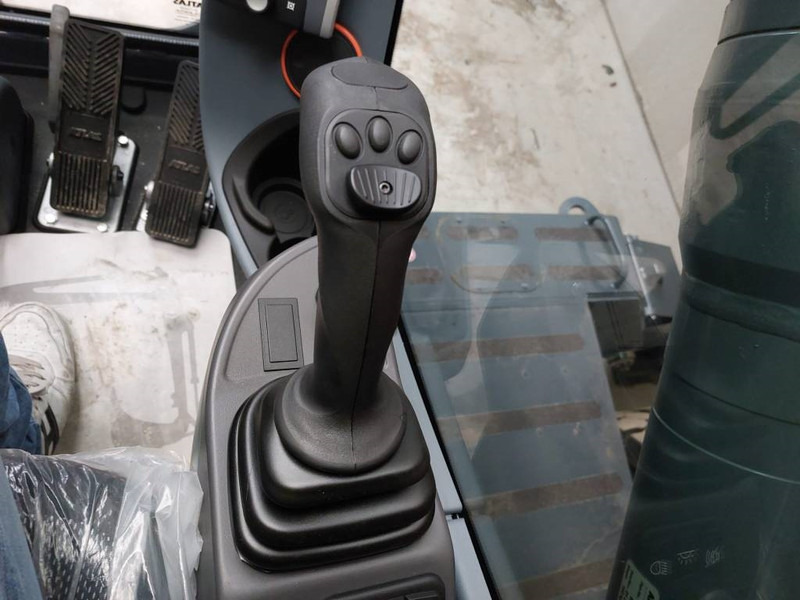 Új Hulladék kotró a következők szállításához hulladék Atlas 250 MH: 8 kép. Új Hulladék kotró a következők szállításához hulladék Atlas 250 MH: 8 kép.